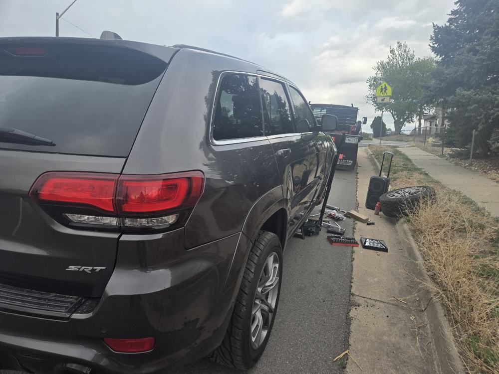 Jeep Grand Cherokee SRT service